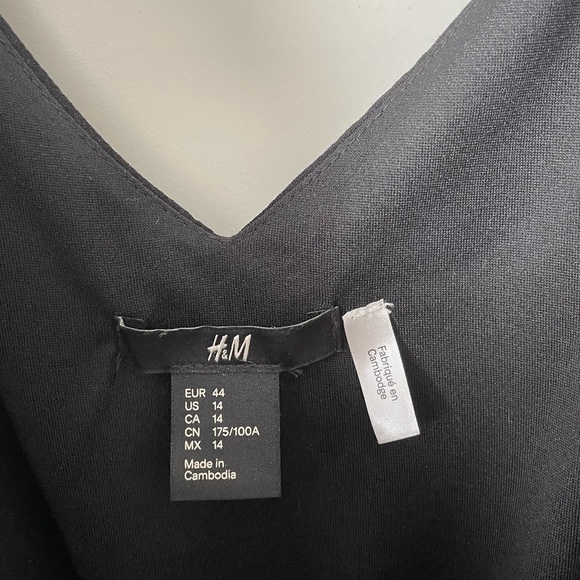 H&M Crossover Dress - Picture 4 of 6